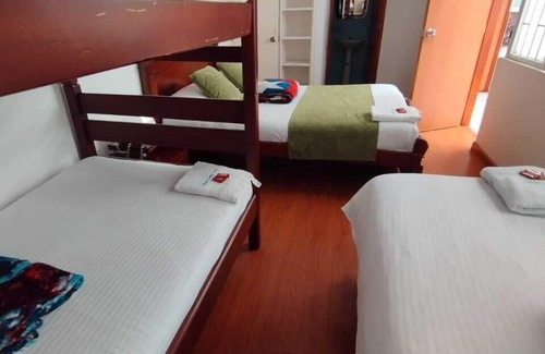 Campin Hotel | Hotel Comic City