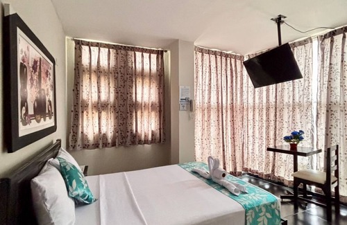 La Banda de Shilcayo Hotel | HOTEL COSTA AZUL