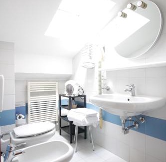 Novara Hotel | Hotel Croce Di Malta