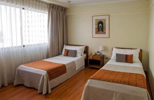 Las Rejas Hotel | HOTEL DACARLO