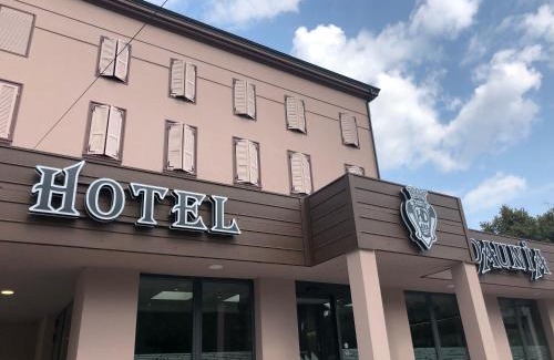 Buon Pastore-Sant'Agnese-San Damaso Hotel | Hotel Daunia