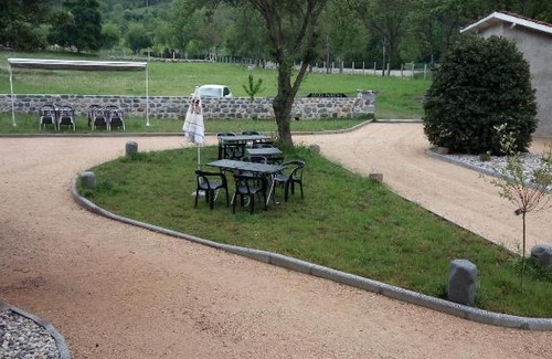 Goudet Hotel | Hotel De La Loire