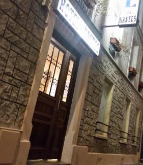 Porte de Clichy Hotel | Hotel de Nantes
