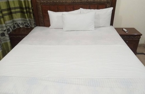 Multan Hotel | Hotel Decent Lodge