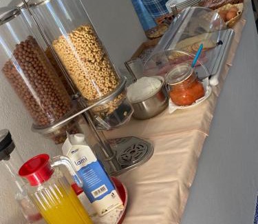 Kamena Vourla Hotel | Hotel Dellis