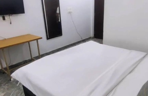 Meerut Hotel | Hotel Downtown