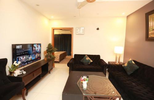 Bahria Town Hotel | Hotel Dream Heights Hotel and Apartment