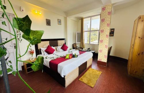 Banikhet Hotel | Hotel Eagle Nest Central Heated