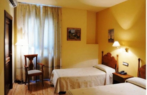 Carcheles Hotel | Hotel El Oasis