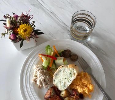 Sail Rock Beach Hotel | Hotel Everyday Life