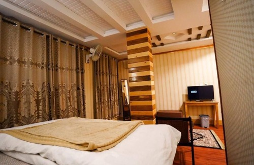 Gilgit Hotel | Hotel Express