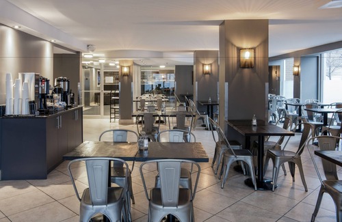 Quartier des Spectacles Apartment | Hotel Faubourg Montreal