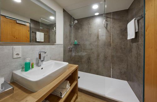 Stryck Hotel | Hotel & Ferienappartements Edelweiss