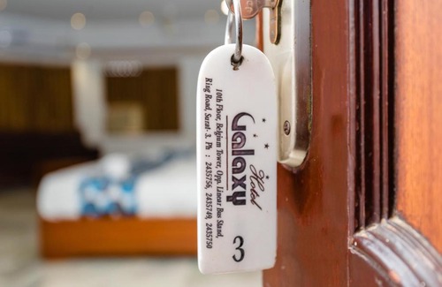 Surat Hotel | Hotel Galaxy Opp Surat Railway Station