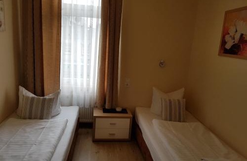 Offenbach am Main Hotel | Hotel garni Djaran