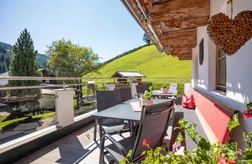 Gerlos Hotel | Hotel Garni Hanslerhof " Urlaub am Bauernhof "