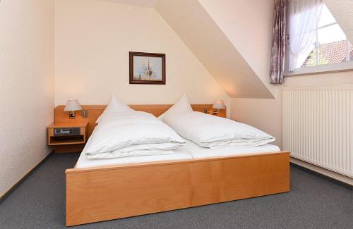 Neuharlingersiel Hotel | Hotel garni Poggenstool