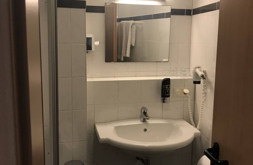 Wallau Hotel | Hotel Gasthof Gruener Wald