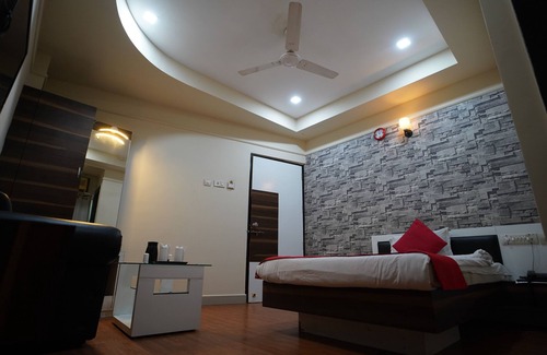 Gandhidham Hotel | Hotel Gokul
