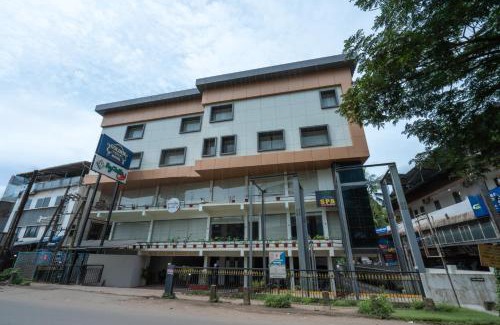Vadakara Hotel | Hotel Golden Couch