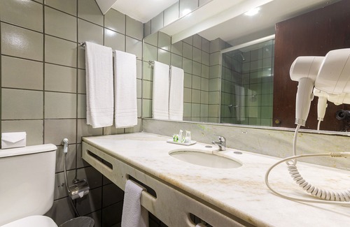 Gloria Hotel | Hotel Golden Park Rio de Janeiro Aeroporto By Nacional Inn