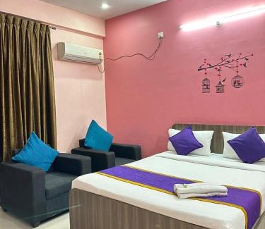 Electronics City Bed & Breakfast | Hotel Golden Stays