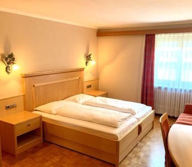 Vipiteno Historic Center Hotel | Hotel Goldenes Kreuz - since 1605