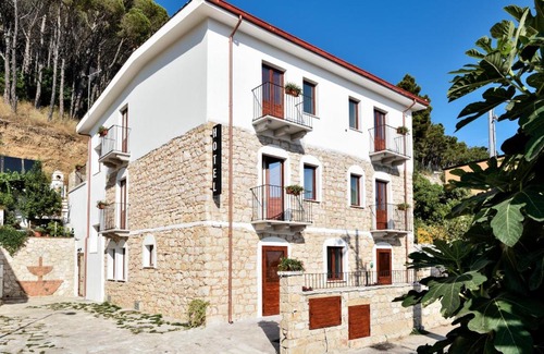 Baunei Hotel | Hotel Goloritzé