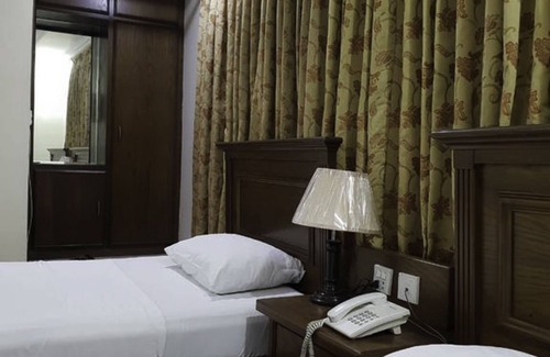 Faisalabad Hotel | Hotel Grand