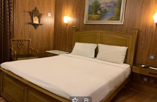 Peshawar Hotel | Hotel Grand