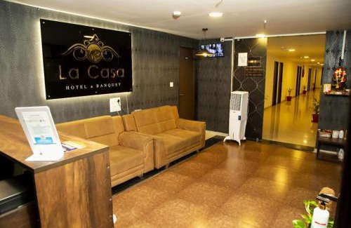 Surat Hotel | Hotel Happy Rooms