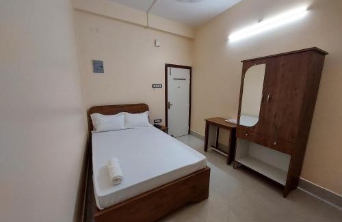Sualkuchi Hotel | Hotel Hari Gayatri Regent