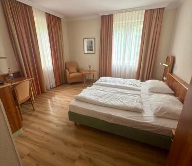 Bad Homburg v.d. Hoehe Hotel | Hotel Haus am Park