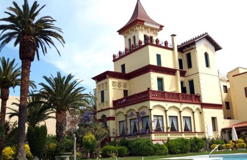 Sant Feliu de Guixols Hotel | Hotel Hostal del Sol
