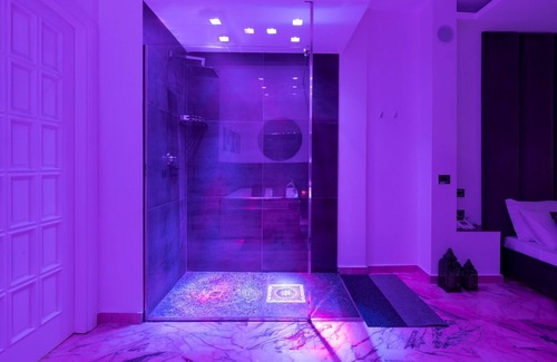 Pozzuoli Bed & Breakfast | HOTEL IBISCO SUITES & RELAX