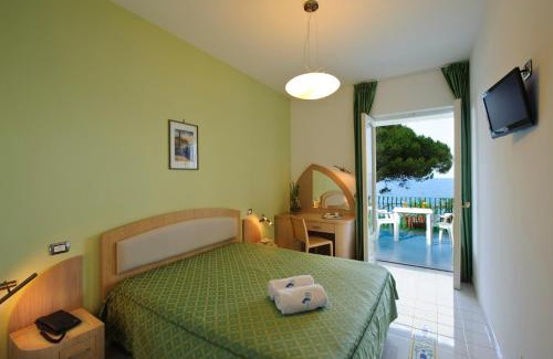 Praiano Hotel | Hotel Il Pino
