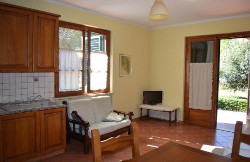 Castellina Marittima Hotel | Hotel Il Poggetto