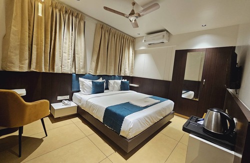 Latur Hotel | Hotel imperial