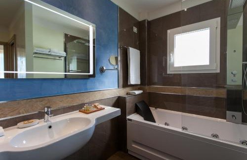 Marina Centro Hotel | Hotel Imperiale Rimini & SPA