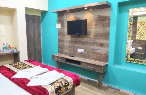 Daulatabad Hotel | Hotel Family Inn Central Bus Stand