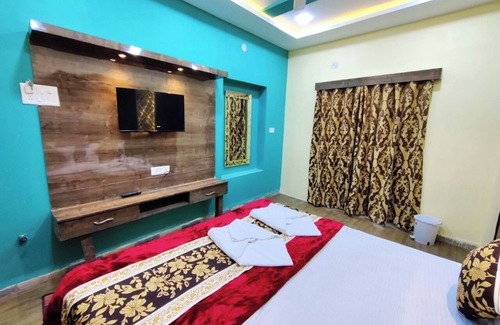 Daulatabad Hotel | Hotel Family Inn Central Bus Stand