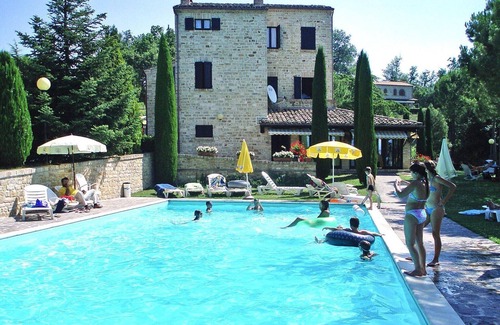 Montelparo Apartment | Hotel in Marche with Scenic Hiking Trails