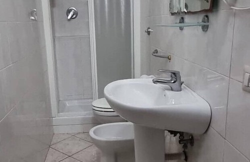 Campi Bisenzio Hotel | Hotel Indicatore Budget & Business at Glance