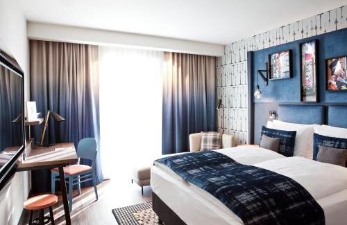 Friedrichshain-Kreuzberg Hotel | Hotel Indigo Berlin - East Side Gallery