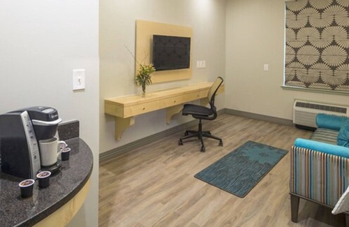 East Liberty Hotel | Hotel Indigo Pittsburgh East Liberty by IHG
