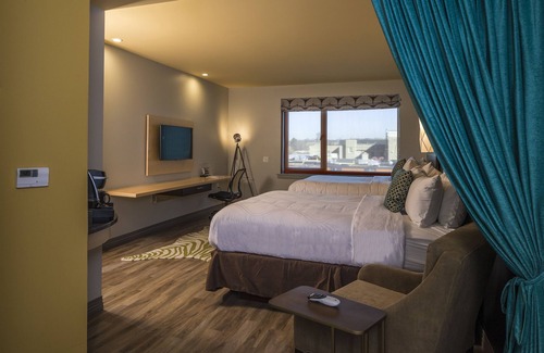 East Liberty Hotel | Hotel Indigo Pittsburgh East Liberty by IHG