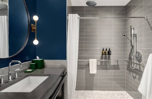 Downtown Vancouver Hotel | Hotel Indigo Vancouver Dwtn – Portland Area by IHG