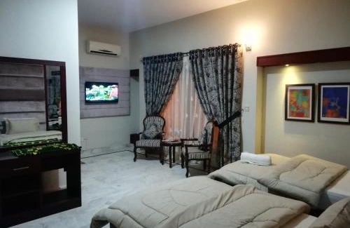 Karachi Hotel | Hotel island Clifton