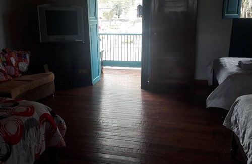 Puerto Guzman Hotel | Hotel Jardin es Tuyo