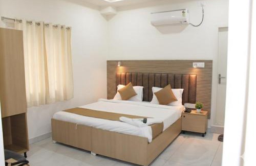 Chanda Nagar House | Hotel JK Height's Miyapur, Near Lingampally Railway Station